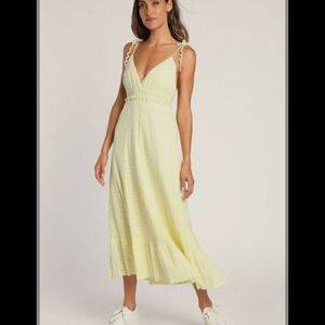 Lulu's Light Yellow Smocked V-Neck Maxi Dress